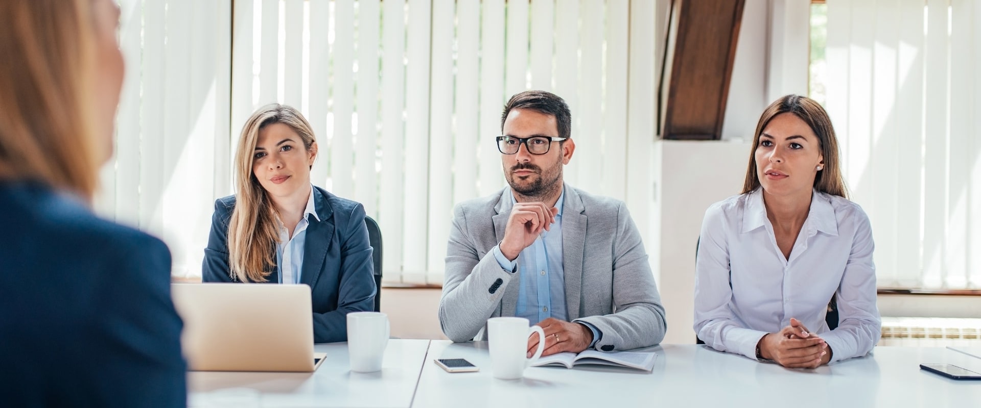 Body Language Tips for Oxbridge University Interviews