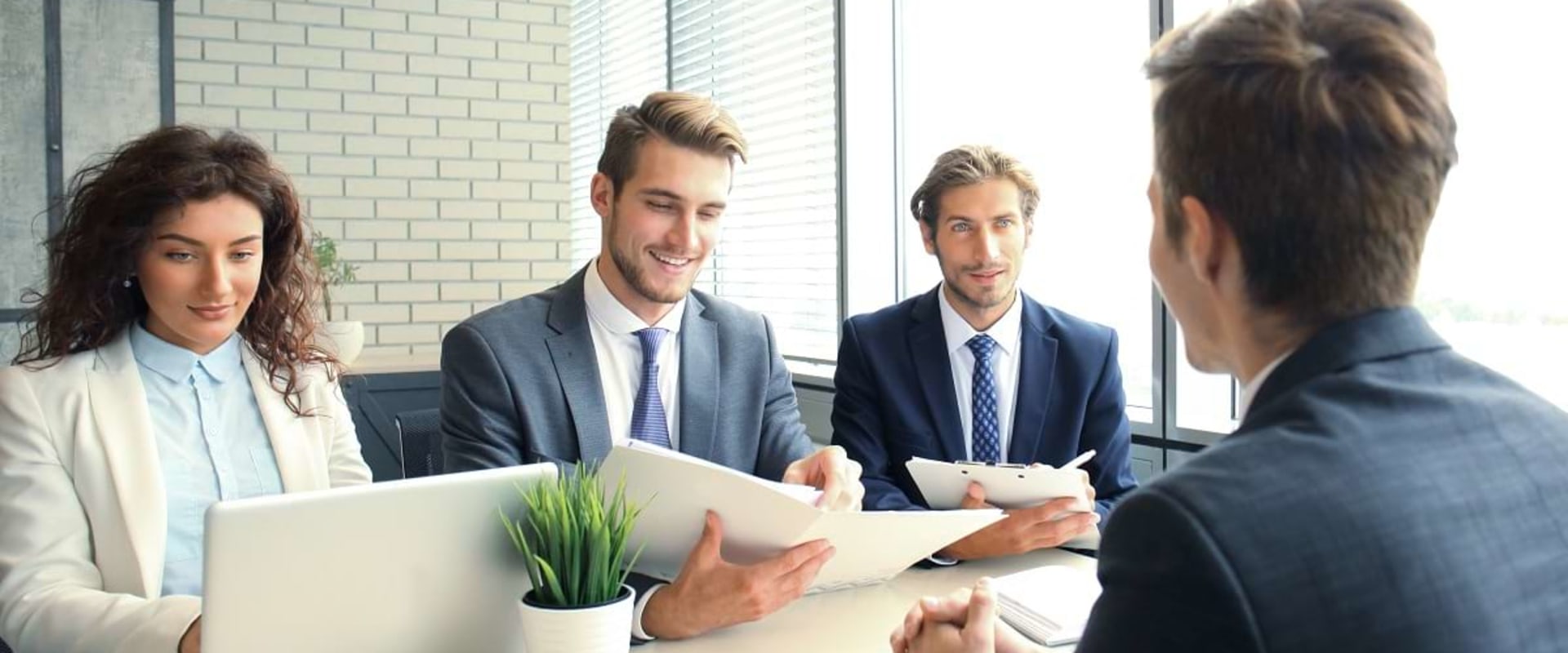 Mastering Oxbridge Interviews: Tips, Tricks, and Strategies for Success